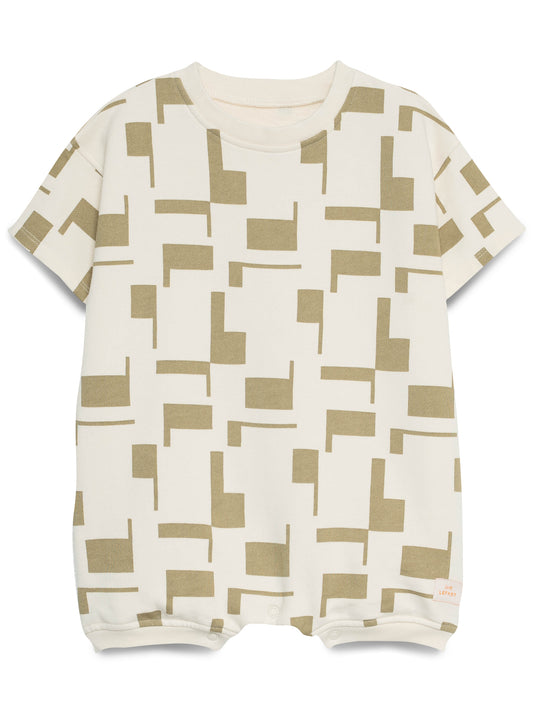 Pelele extragrande de algodón en color beige con estampado verde oliva