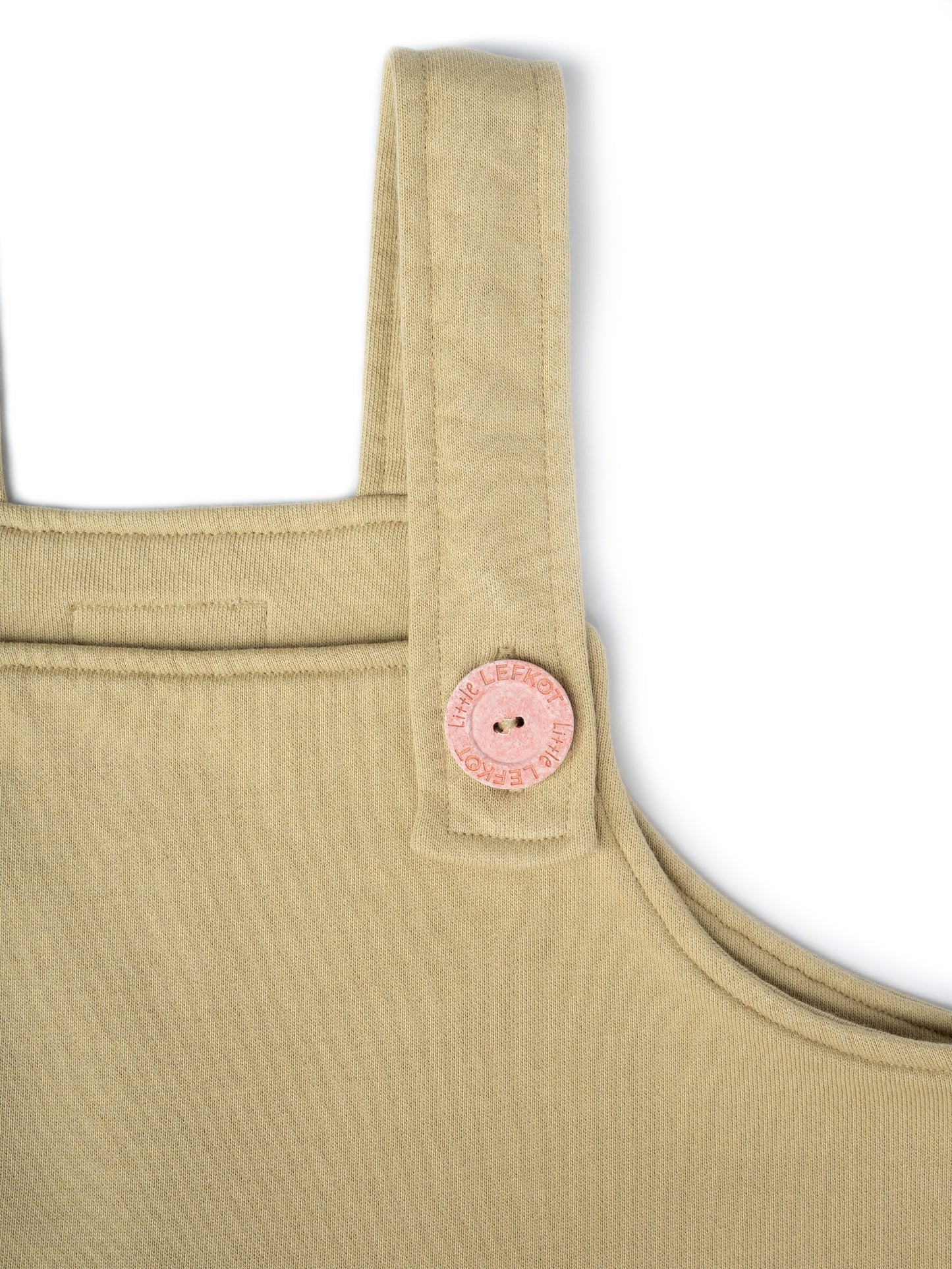 Jardineiras Oversize em Algodão – Verde Oliva com Botões Rosa