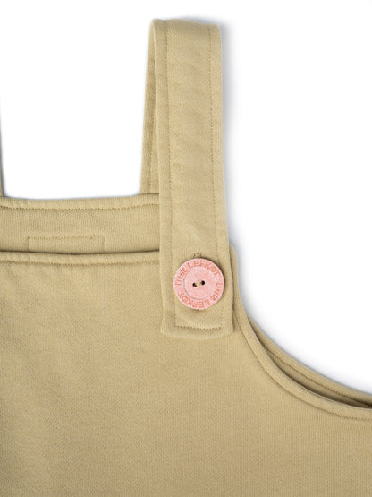 Jardineiras Oversize em Algodão – Verde Oliva com Botões Rosa